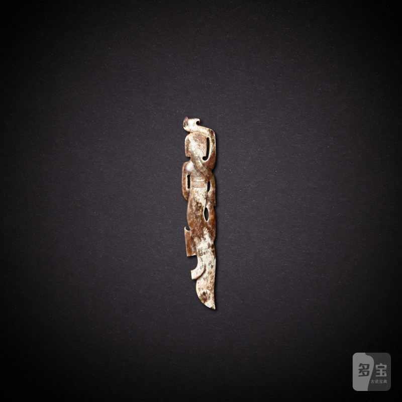 A russet jade 'dancer' pendant, Han dynasty | 漢 玉舞女珮 - 图2